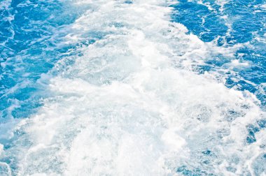 Kaynayan Akdeniz suyu, açık denizde en iyi manzara