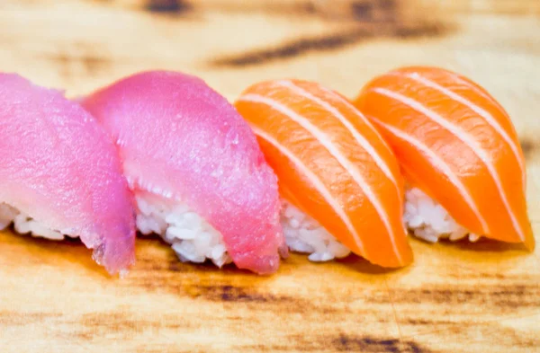 Napowietrznych Japońskie Sushi Żywności Maki Ands Roladki Tuńczyka Łosoś Krewetki — Zdjęcie stockowe
