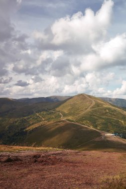 Karpat dağları Svidovets vadisinde güzel sabah