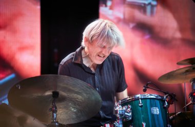 Lars Danielsson dörtlü formatında Liberetto 2 programı mevcut