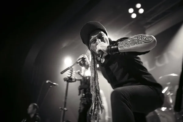Eluveitie tocando en vivo en el club KIEV, UCRANIA — Foto de Stock