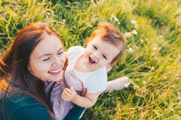 Familienschießen Mit Sonnenuntergang — Stockfoto