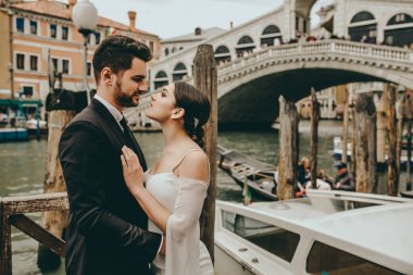 Venedik / Venezia ortasında İtalyan düğün