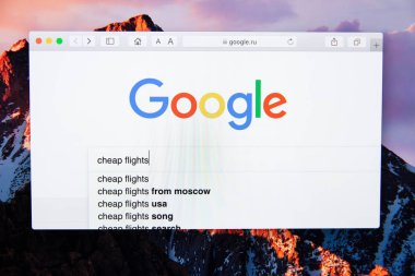 Moskova / Rusya - 20 Şubat 2019: ucuz kelime arayın Google uçuşlar