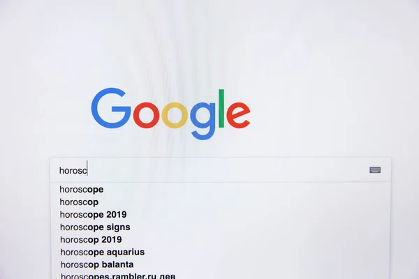 Moscú Rusia Febrero 2019 Horóscopo Búsqueda Palabras Google — Foto de Stock