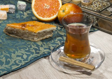Oryantal tarzı natürmort.