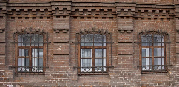 Vintage Fenster Einem Backsteinhaus — Stockfoto