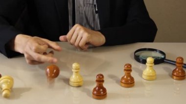 şekil büyüteç ile izlenir. En iyi adayı seçmek. kavram yönetimi insan kaynakları İnsan Kaynakları ve işe alım