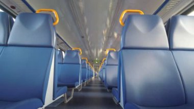 trende boş koltuklar, hareket halindeki tren.