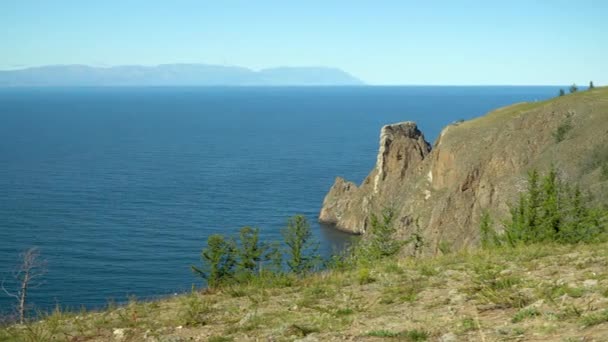 Cabo Khoboy Costa Rochosa Dica Norte Ilha Olkhon Lago Baikal — Vídeo de Stock