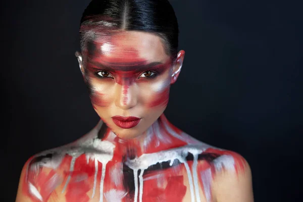 Retrato de una chica de europeo asiático apariencia con maquillaje — Foto de Stock