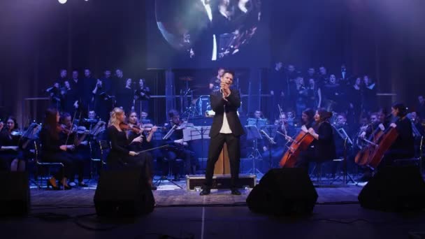 Concert op het podium van het theater — Stockvideo