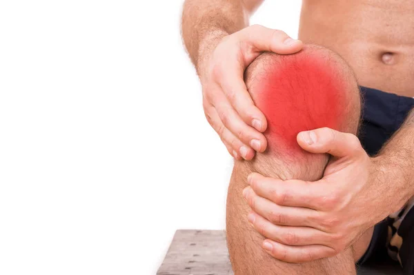 Hombre Con Dolor Rodilla Sobre Fondo Blanco — Foto de Stock