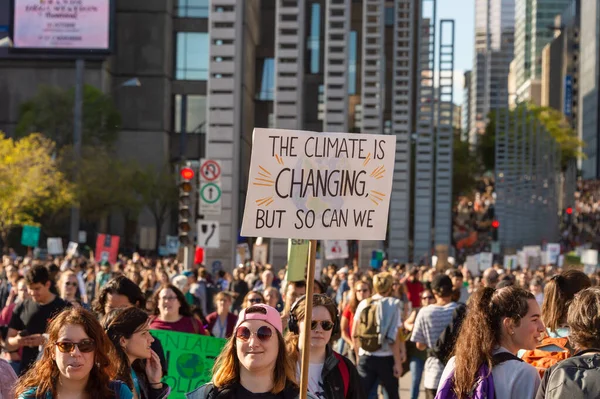 Montreal Września 2019 Ponad 500 000 Osób Uczestniczy Marszu Klimatycznym — Zdjęcie stockowe