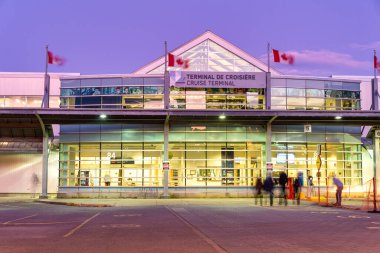 Quebec City, Kanada - 4 Ekim 2019: Quebec gece gemi terminali
