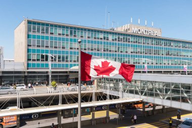 Montreal, CANADA - 8 Haziran 2017: Montreal Pierre Elliott Trudeau Uluslararası Havaalanı