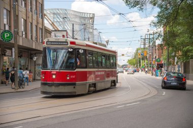 Toronto, Kanada - 2 Temmuz 2016: Toronto tramvay sistemi Toronto Transit Komisyonu (TTC).