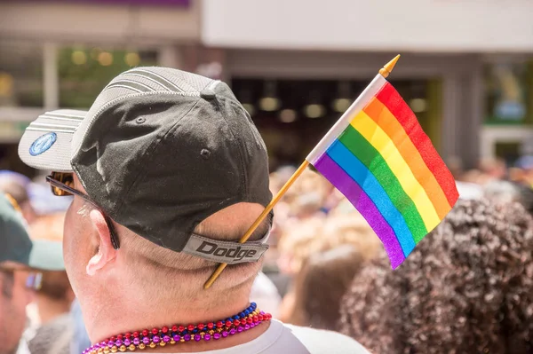 Toronto Canadá Julho 2016 Espectador Masculino Está Assistindo Desfile Orgulho — Fotografia de Stock