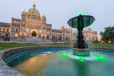 Victoria, British Columbia, Kanada - 7 Eylül 2017: British Columbia Parlamento Binaları