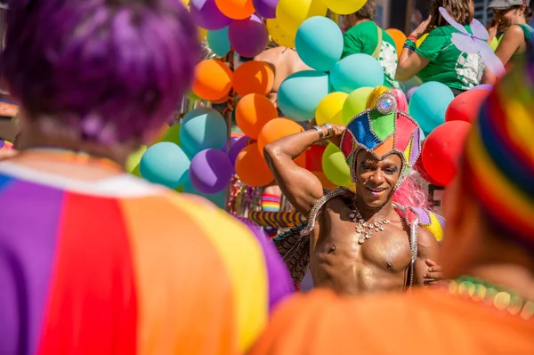 Toronto Canadá Julio 2016 Drag Queen Desfile Del Orgullo Gay —  Fotos de Stock