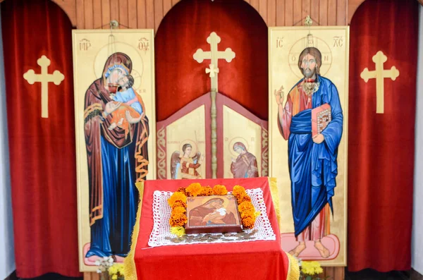 Bosnia Herzegovina Septiembre 2020 Altar Iglesia Ortodoxa Decorado Para Navidad —  Fotos de Stock