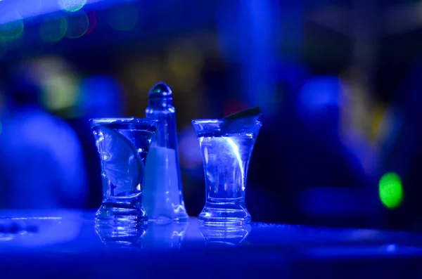Skjuten Tequila Limefrukter Salt Och Shots Nattklubben Dricksglas Alkohol Puben — Stockfoto