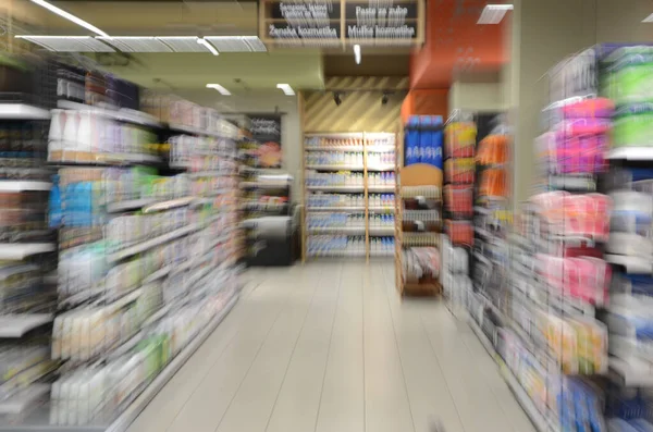 Productos Difusos Diversos Los Estantes Del Supermercado Mercancías Estantes Tienda — Foto de Stock