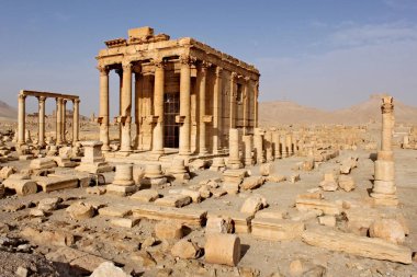 Baal Tapınağı Shamin antik Semitik şehir Palmyra Suriye Çölü üzerinde (kısa bir süre önce savaş içinde kalıntıları)