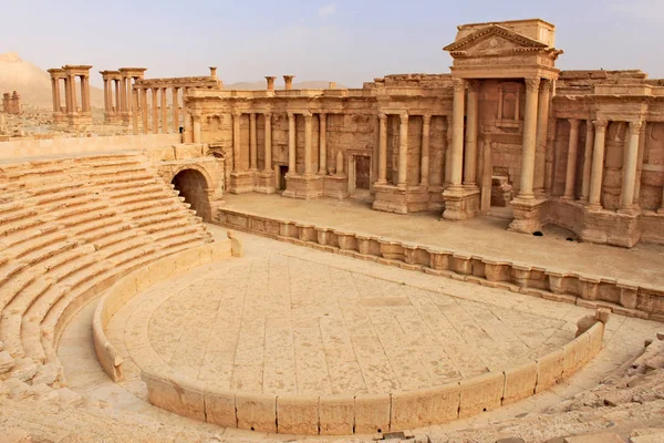 Ruinen Des Antiken Amphitheaters Palmyra Der Syrischen Wüste Kurz Vor — Stockfoto