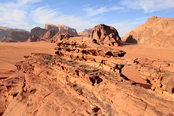 Natuurlijke Brug Rotsformatie Wadi Rum Dessert Jordanië — Stockfoto