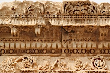 Baalbek-oymalar antik Fenike şehir; Hellenistik dönemde Heliopolis olarak bilinen
