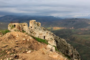 Lübnan'daki Beaufort kale kalıntıları Vadisi panoramik manzaralı