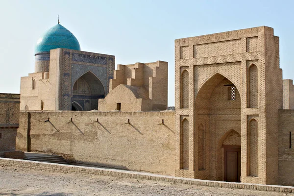 Mezquita Kalan Centro Histórico Bujará Contiene Numerosas Mezquitas Madrasas Está —  Fotos de Stock