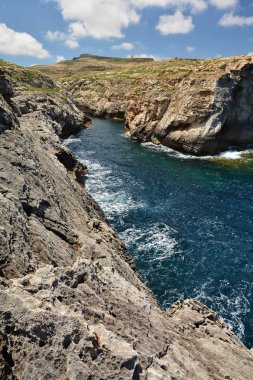 Gozo adasında Wied il-Ghasri geçit 