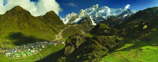 India, Uttharkand, Kedarnath, 3044 '0.54 "S 79 4' 2.18" V
