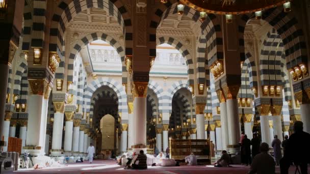 Medina Saudi Arabia December 2016 Muslims Read Quran And Pray Inside Masjid Nabawi Nabawi Mosque Is The 2nd Holiest Mosque In Islam And Here Is Where Body Of Prophet Muhammad Pbuh Is Laid To Rest