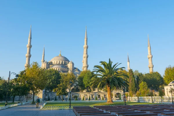 Exteriér Sultanahmet Modrá Mešita Istanbulu Turecko Během Vodopádů — Stock fotografie