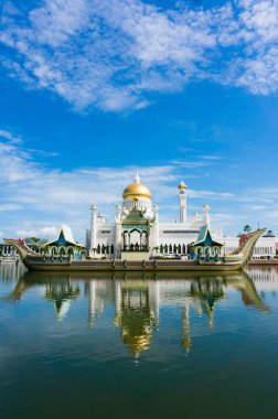 Bandar Seri Begawan 'daki Mescidi Sultan Omar Ali Seydidin Camii, Brunei Darussalam. 