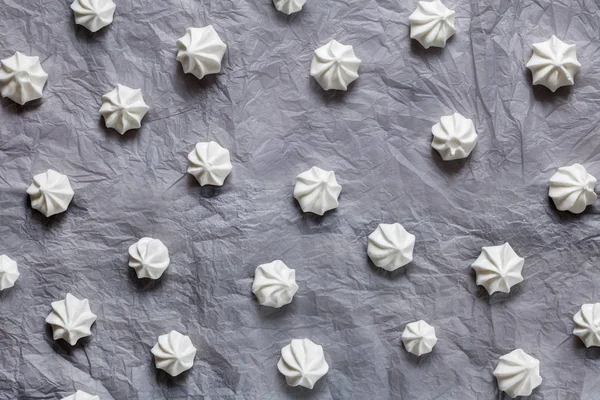 Textura del grupo cocinada merengue de garbanzos sobre un fondo gris — Foto de Stock