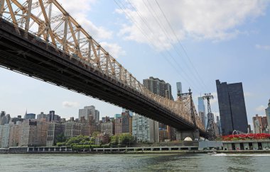 Queensboro Bridge ve Manhattan, New York