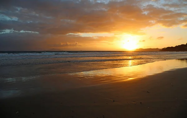 Salida Del Sol Playa Waihi Bowentown Bahía Plenty Nueva Zelanda — Foto de Stock