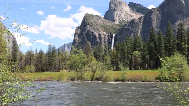 Merced River Yosemite Vadisi Yosemite Milli Parkı Kaliforniya — Stok video