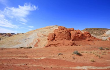 Beyaz kırmızı tepe - Vadisi yangın State Park, Nevada