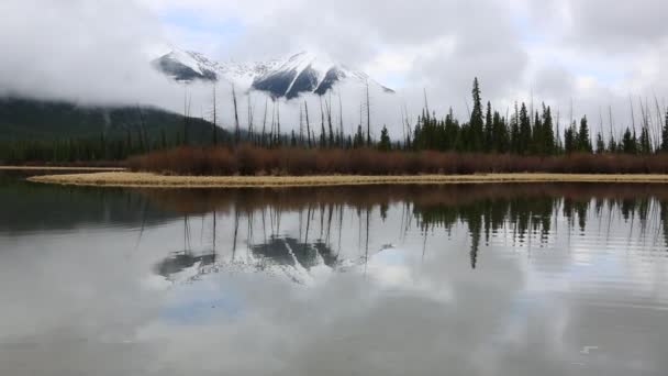 Dubbel Sundance Peak Banff National Park Alberta Kanada — Stockvideo