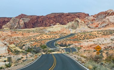 Snaking empty road - Valley of Fire State Park, Nevada clipart