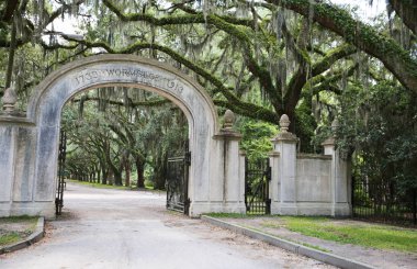 Giriş kapısı Wormsloe Plantation, Savannah, Georgia için