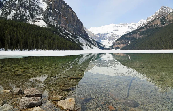 Czysta Woda Lake Louise Banff National Park Alberta Kanada — Zdjęcie stockowe