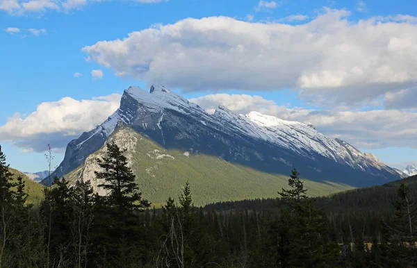 Rundle Cloud Banff National Park Alberta Canada — Stock Photo, Image