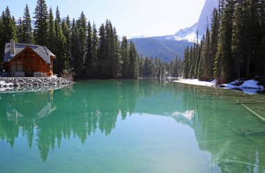 Lodge Emerald Gölü - Yoho Milli Parkı, British Columbia, Kanada