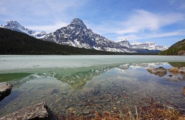Mt Chephren üzerinde Waterfowl Gölü, Banff Ulusal Parkı, Alberta, Kanada